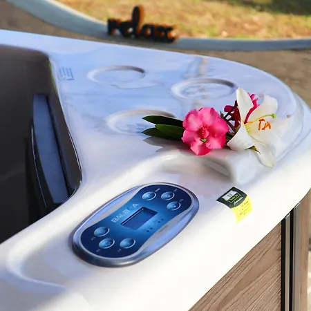 Thassion-ikea Jacuzzi Hydromassage Villa Astris